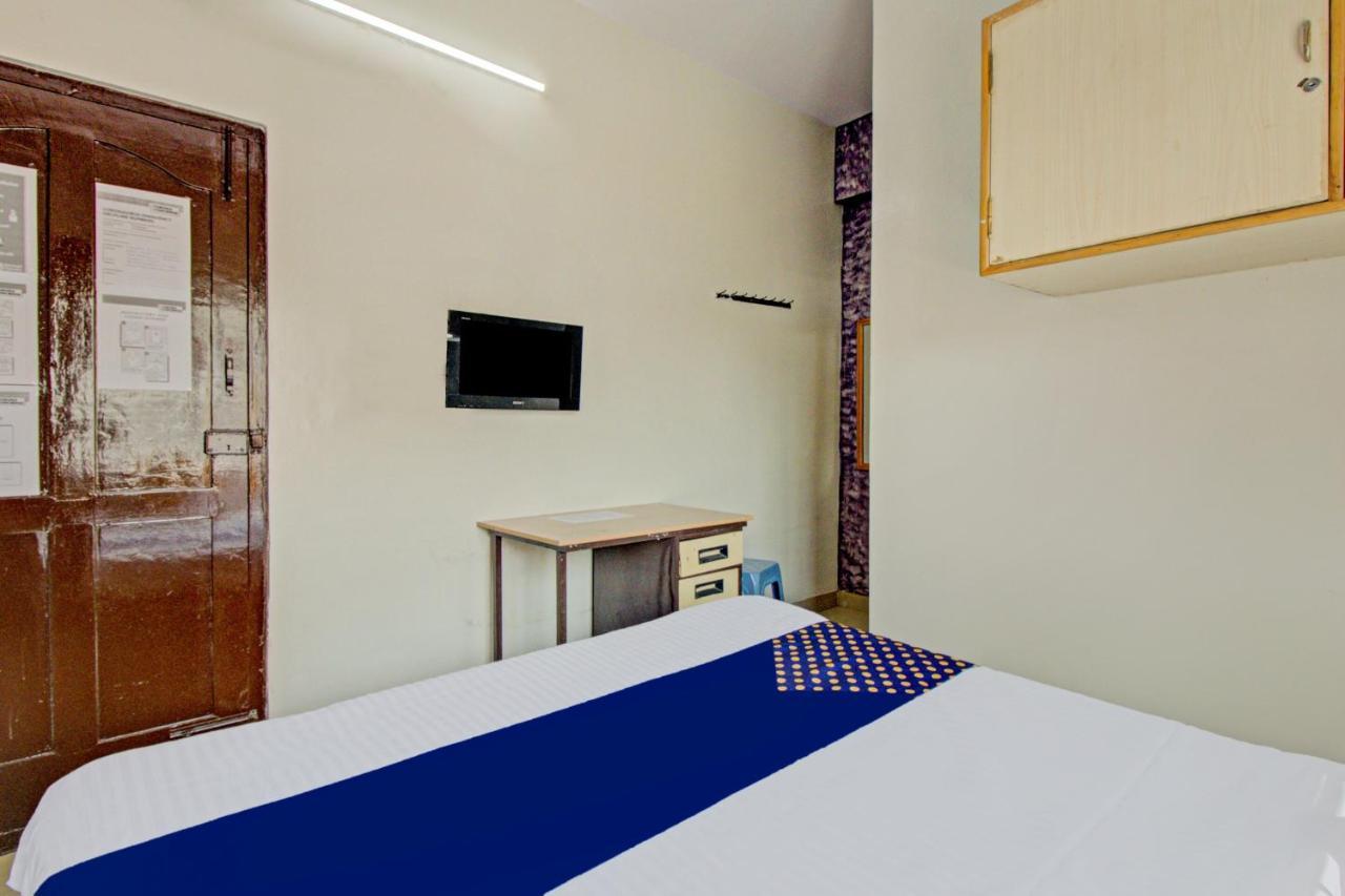 Spot On A Class Suites Near Hare Krishna Hill Bangalore Buitenkant foto