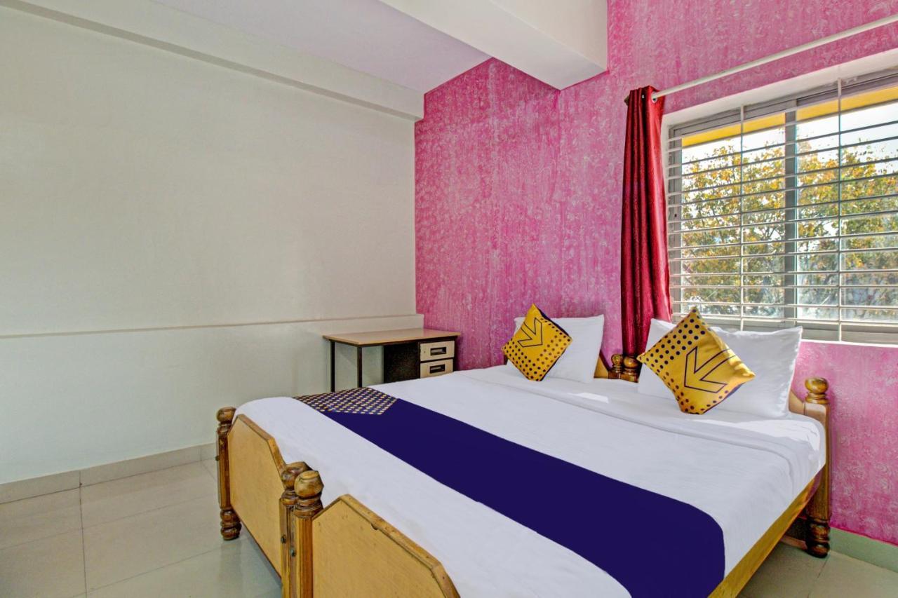 Spot On A Class Suites Near Hare Krishna Hill Bangalore Buitenkant foto
